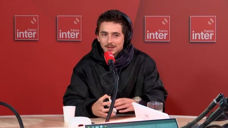 Timothée Chalamet en promotion de Marty Supreme à Paris