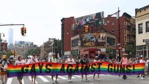 La Pride de New York déferle sur Manhattan : visibilité, histoire et résistance dans la rue