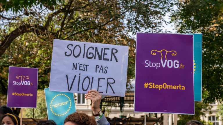 Violences obstétricales et gynécologiques en France : un rapport accablant révèle l'ampleur du problème