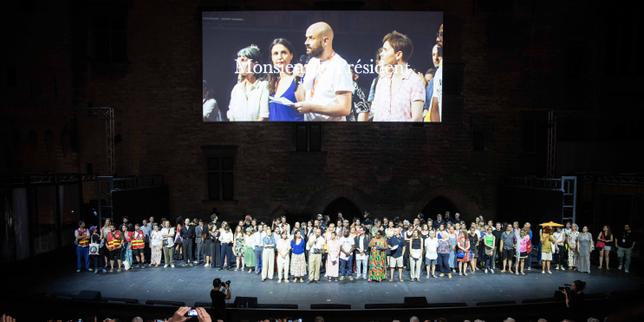 Festival d'Avignon : face aux coupes budgétaires, les artistes interpellent Macron et refusent de se taire